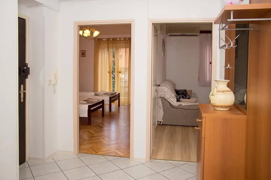 Apartment Leatoni Split